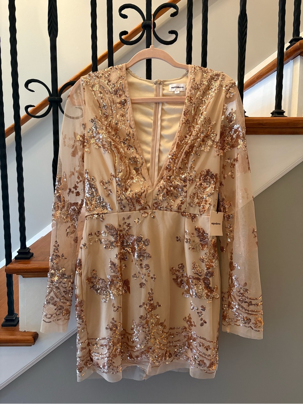 superdown Champagne Sequin V-Neck Long Sleeve Mini Dress